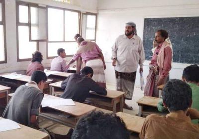 انتقالي المحفد يتابع سير امتحانات الثانوية