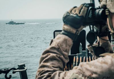 ضبط شحنة مخدرات في سفينة صيد بخليج عمان