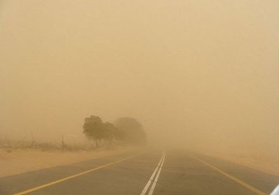 أجواء حارة ومغبرة على سواحل الجنوب غدا