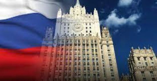 طرد عشرات الدبلوماسيين من روسيا