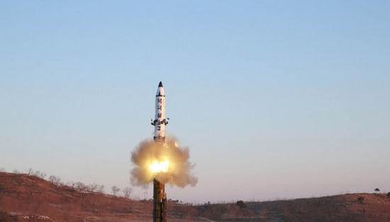كوريا الشمالية تستعد لإجراء تجربة نووية