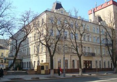 سويسرا تعيد فتح سفارتها في كييف