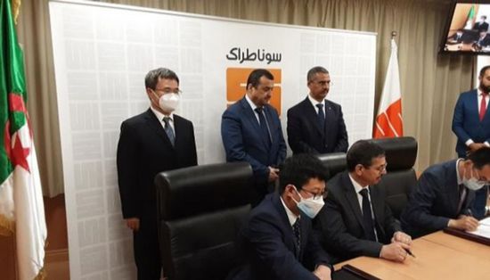 عقد بـ520 مليون دولار في البتروكيماويات بين الجزائر والصين