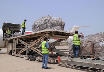 مطار عدن يستقبل 1.5 مليون جرعة من لقاحات الحصبة