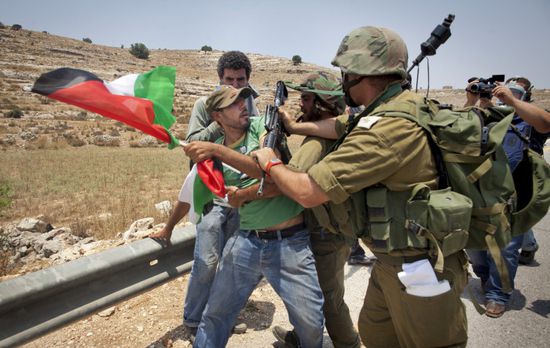 إصابة 4 فلسطينيين برصاص إسرائيلية قرب رام الله