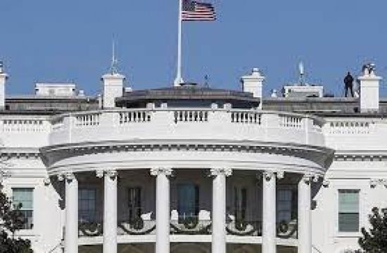 واشنطن تستقبل طائرة تحمل 70 ألف رطل من حليب الأطفال