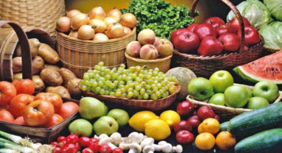 أسعار الخضروات والفواكه بأسواق العاصمة عدن اليوم الإثنين