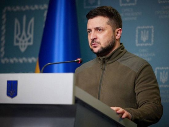 زيلينسكي يؤكد استعداده للقاء بوتين لإنهاء الحرب