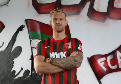 رسميا.. أوجسبورج يعلن ضم أرني مايير &nbsp;