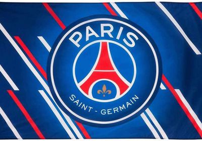 فضيحة جنسية.. باريس سان جيرمان يقيل مدرب فريق السيدات