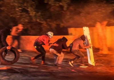 إصابة 41 فلسطينيًا في مواجهات مع الاحتلال بنابلس