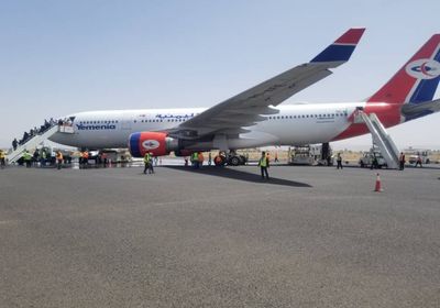 تقل 273 راكبا.. طائرة ثالثة قادمة من صنعاء تصل للأردن