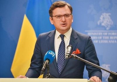 وزير الخارجية الأوكرانية يتهم "الناتو" بالصمت عن روسيا