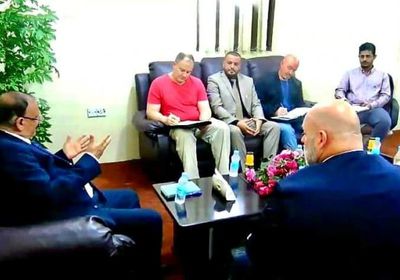 وزير النقل يعرض الفرص الاستثمارية على وفد أجنبي