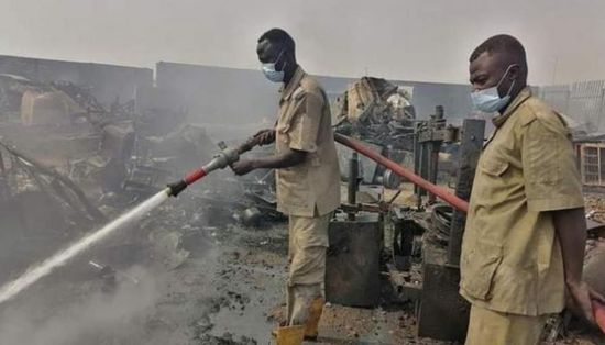السودان يعلن عن تشكيل لجنة للتحقيق في حريق ميناء سواكن