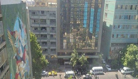 مقتل اثنين من قوات الأمن الإيراني بهجوم مسلح في طهران