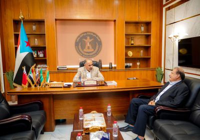 الزُبيدي يطلع على الأداء الأمني لـ "الداخلية"