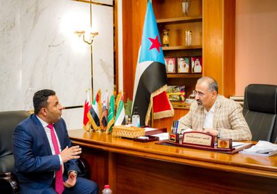 الزُبيدي يوجه بتحسين الرعاية الصحية في الجنوب