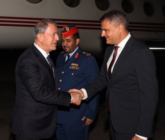 وزير الدفاع التركي يصل إلى الإمارات