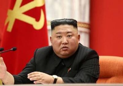 زعيم كوريا الشمالية يجري تقييمًا للوضع الوبائي بالبلاد