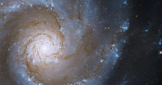 صورة مذهلة لمجرات على بُعد 53 مليون سنة ضوئية