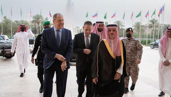 وزير الخارجية السعودي يلتقي لافروف بالرياض