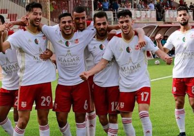 للمرة الثالثة تواليًا.. شباب بلوزداد بطلًا للدوري الجزائري