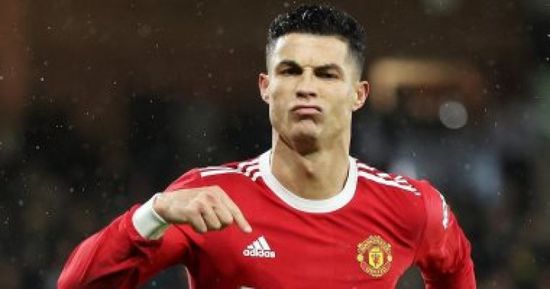 رونالدو يعلن الاستمرار مع مانشستر يونايتد