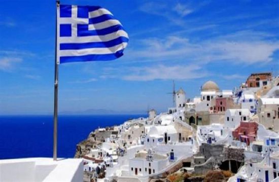 تسجيل أكثر من 3 آلاف إصابة جديدة بكورونا في اليونان