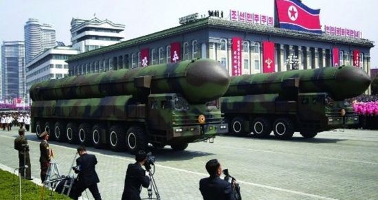 كوريا الشمالية تطلق 8 صواريخ باليستية تجاه بحر اليابان