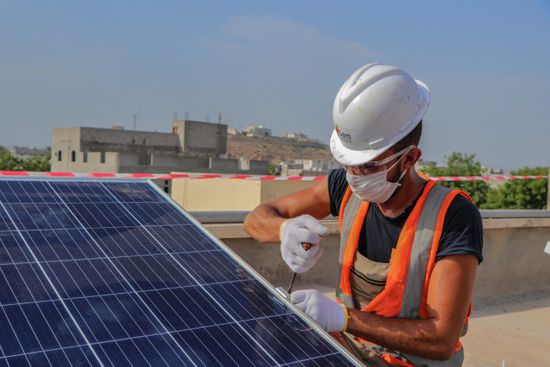 الإنمائي: مشاريعنا للطاقة البديلة في اليمن ناجحة