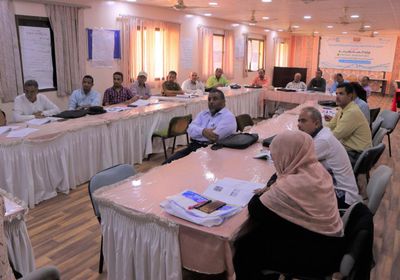 اختتام برنامج تدريبي للعاملين في مؤسسات المياه