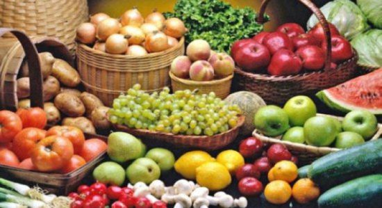 أسعار الخضروات والفواكه بأسواق العاصمة عدن اليوم الثلاثاء