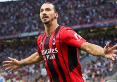 خلال أيام.. إبراهيموفيتش يوقع عقد جديد مع ميلان
