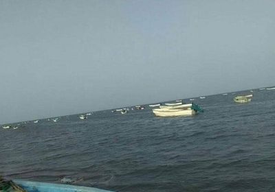 احتجزتهم البحرية الإرترية.. إطلاق سراح 80 صيادا بسواحل الخوخة