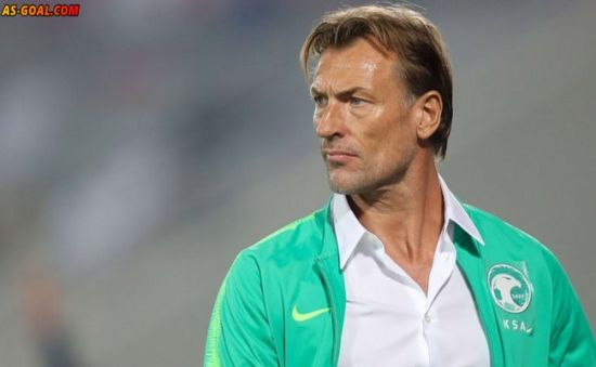 رينارد يطالب اتحاد الكرة السعودي بإيقاف الدوري شهرًا