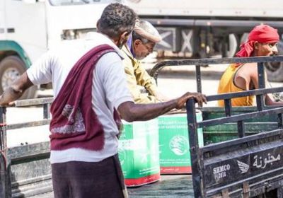 فرق سلمان للإغاثة تقدم سلال غذائية للأسر الأكثر احتياجا