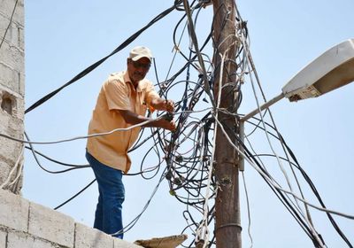 فصل تمديدات الربط العشوائي للكهرباء في صيرة
