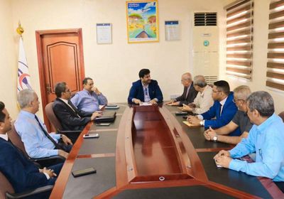 ناصر قاسم يتسلم مهامه رئيسا للخطوط الجوية رسميا