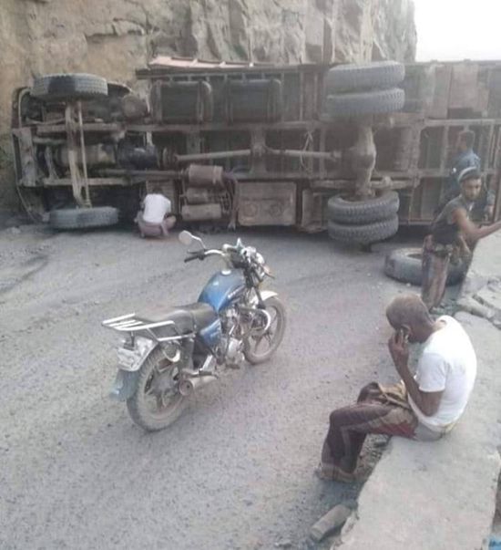 حادث على طريق نقيل هيجة العبد