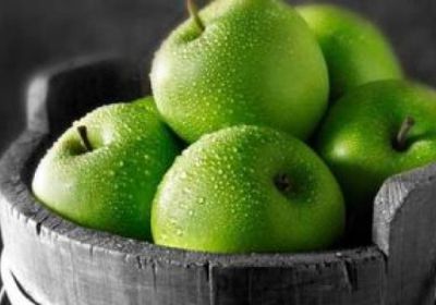 فوائد صحية غير متوقعة لتناول التفاح.. تعرف عليها