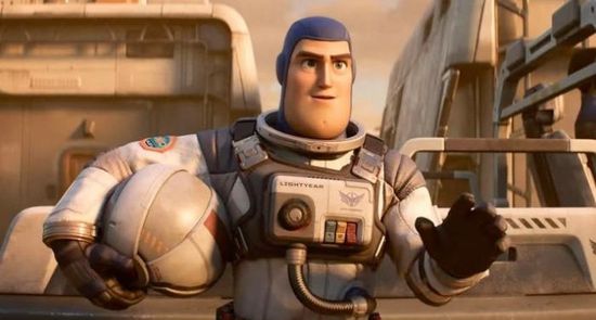 14 دولة ترفض عرض الفيلم الجديد Lightyear