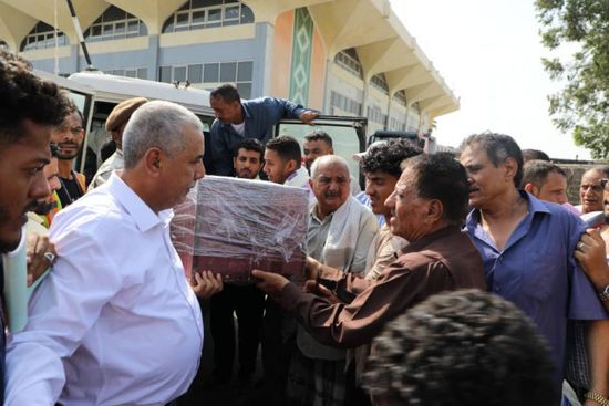 قيادات "الانتقالي" بصدارة مشيعي جثمان محسن وهيب