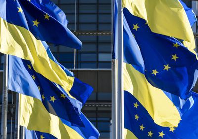 المفوضية الأوروبية: أوكرانيا جزء من الأسرة الأوروبية