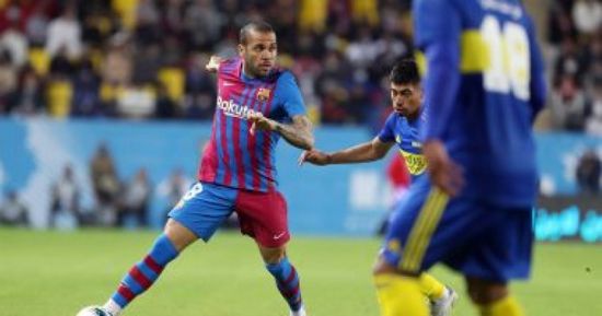 رسميًا.. ألفيس يرحل عن برشلونة