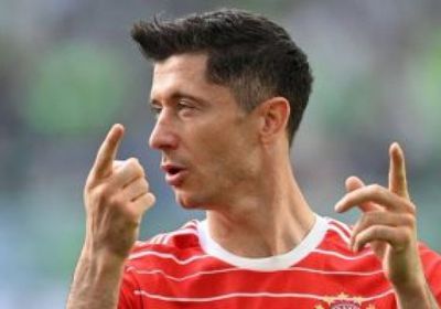 رفض عرض جديد لضم ليفاندوفسكي إلى برشلونة