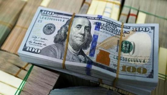 تفاوت أداء الدولار مقابل الجنيه المصري
