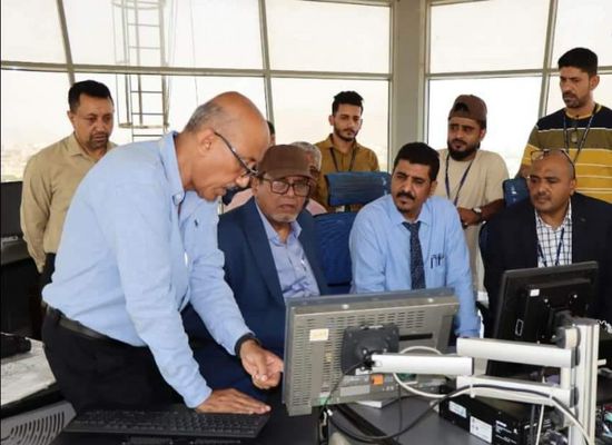 تشغيل منظومة حقل الطيران بمطار عدن الدولي