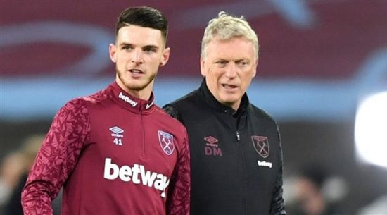 إيقاف مدرب وست هام مباراة وقائد الفريق مباراتين