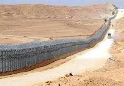 40 % يمنيو الجنسية.. السعودية تضبط 226 متسللا لحدودها